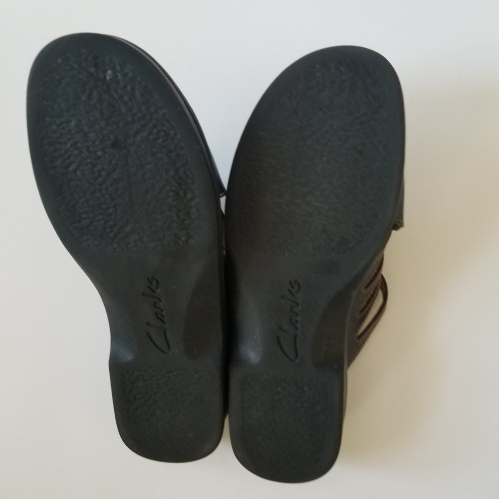 Clarks Brown Leather Criss Cross Strappy Wedge Sandals (size 7) - Picture 7 of 7